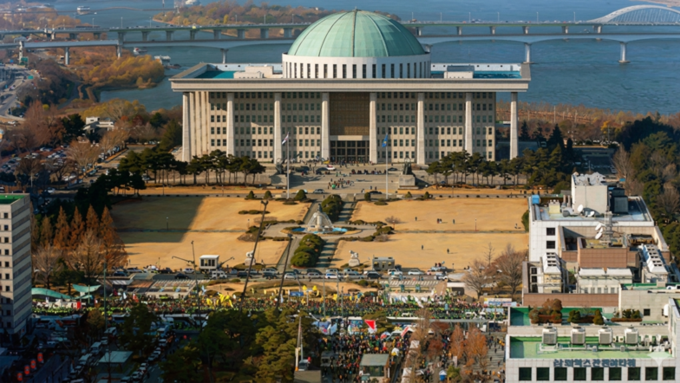 [논평] 개헌 공고 강행, 체제 개편의 사전 정지작업…대한민국 헌정 질서를 지켜야 한다