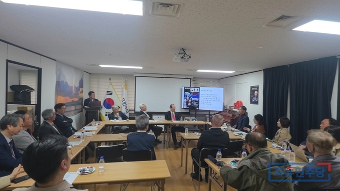 [동향] 4월 27일 자유민주당, 고문단 회의 개최…조직 정비·청년 아카데미 등 과제 점검